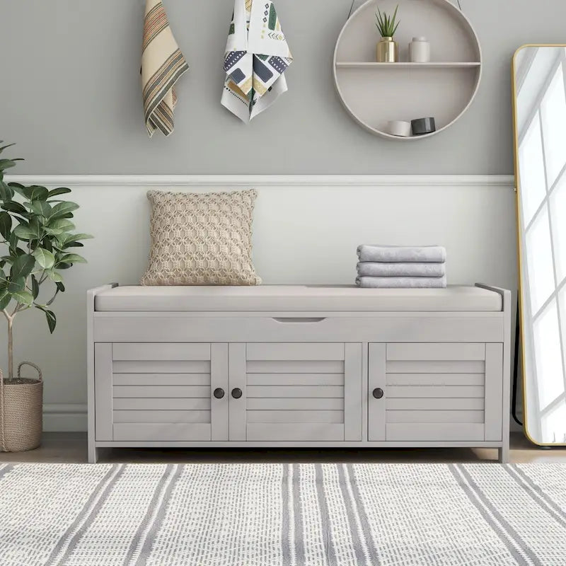 Banc de rangement rustique avec volets, coussin d'assise et compartiment caché