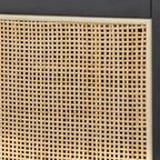 Buffet en rotin Mid-Century avec portes coulissantes, finition noire, naturelle et laiton
