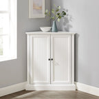 Meuble d'angle blanc avec portes à lambris et étagère réglable