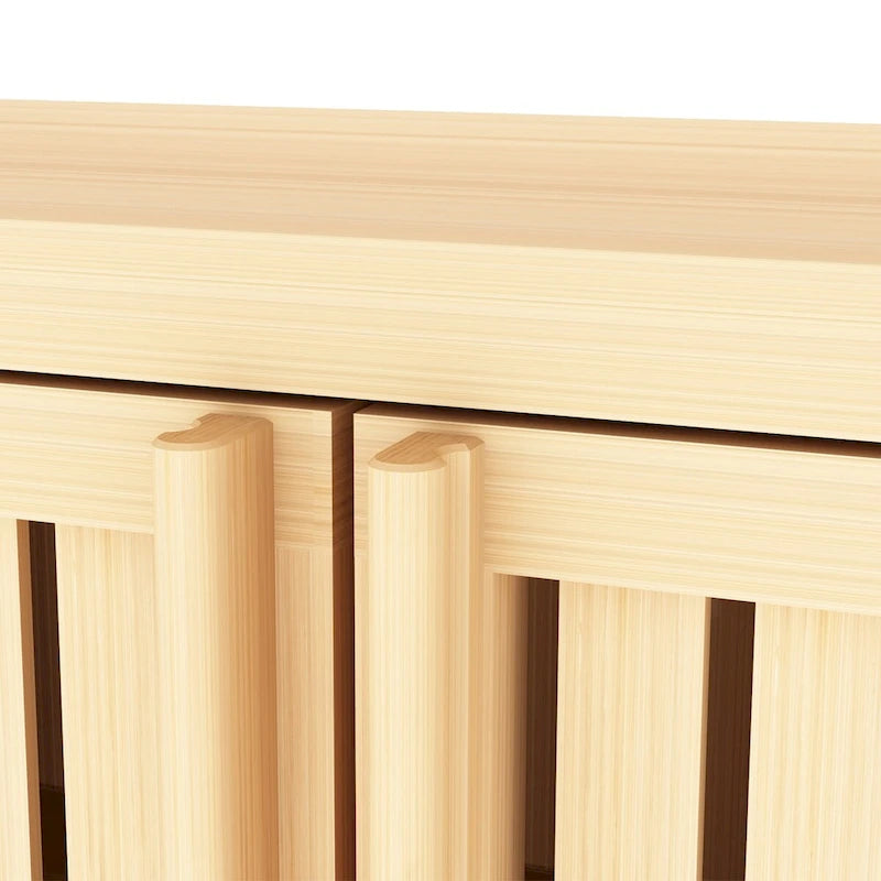 Meuble de rangement en bambou naturel avec étagère ouverte et portes coulissantes