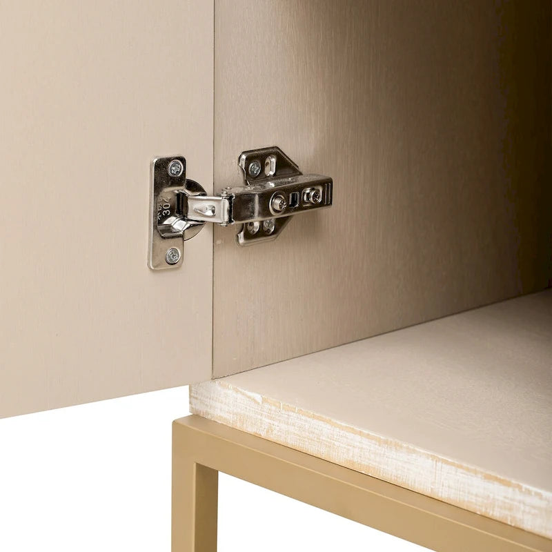 Buffet 4 portes en bois avec poignées métalliques dorées et étagères réglables, beige