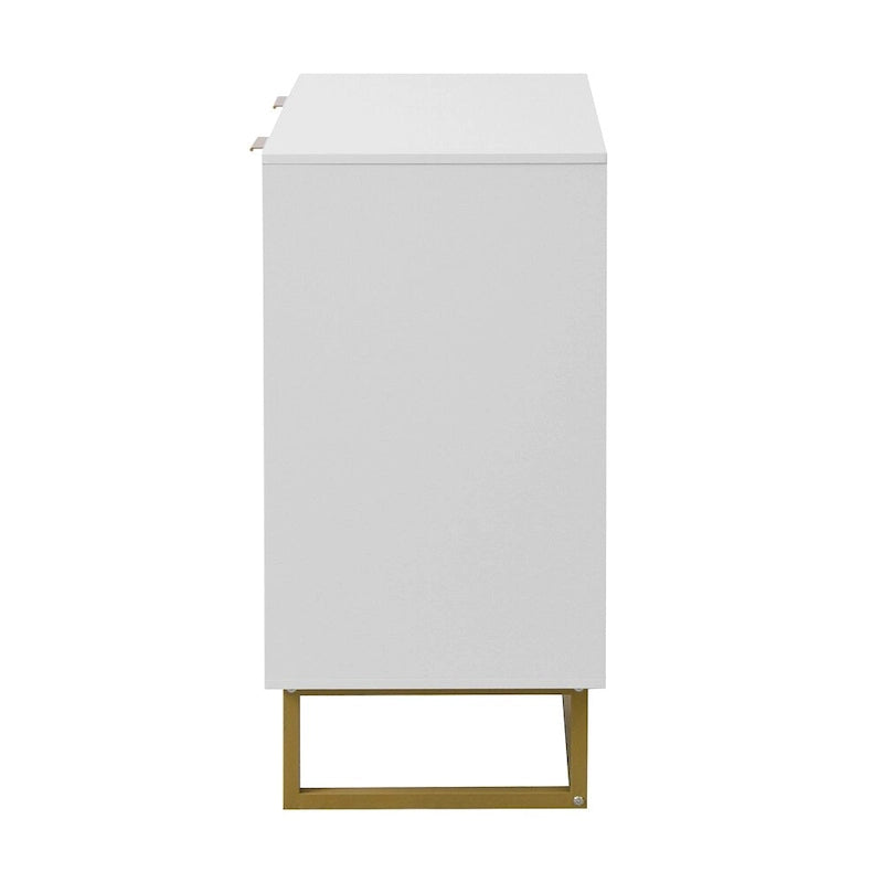Buffet à portes doubles à chevrons en bois blanc avec base dorée